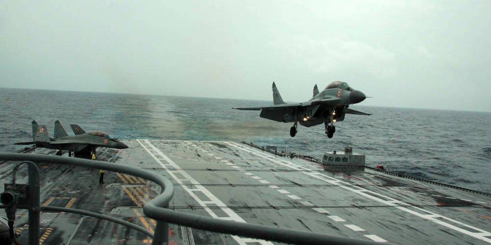 MiG-29K of INAS 303 prepares to catch the wire aboard the aircraft carrier Vikramaditya in 2014 | Indian Navy