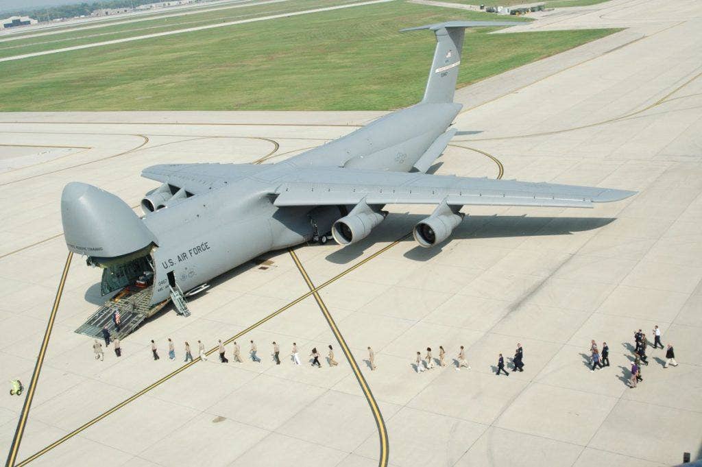 People in line to enter the 445th Airlift Wing's first C-5A Galaxy in 2005. | US Air Force photo by Tech. Sgt. Charlie Miller