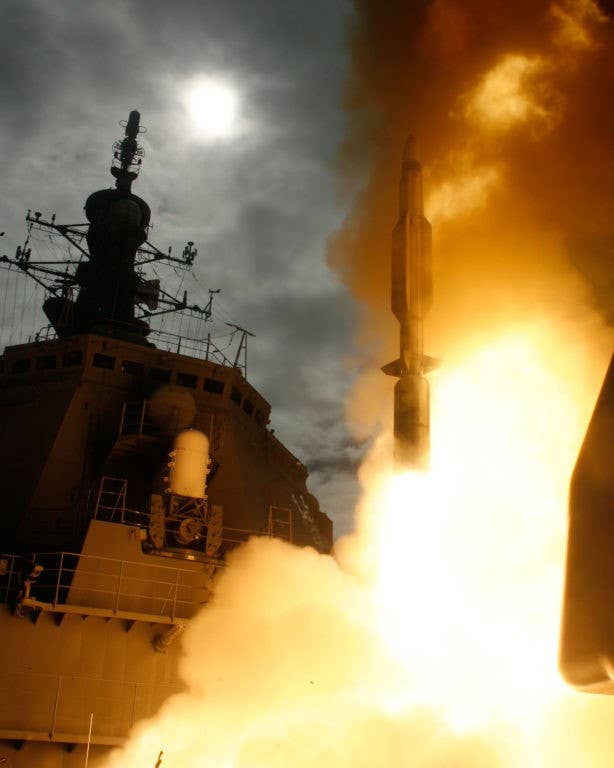 The Japanese navy ship JS KONGO launches a Standard Missile-3 against a ballistic missile during a Dec. 18, 2007, test. (Photo: