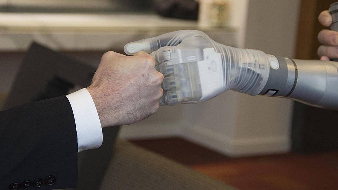 DARPA&#8217;s new bionic arm is now available for vets at Walter Reed — Video