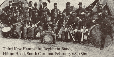 A Union band in the Civil War poses for a photo. (Photo: CC BY-SA Jcusano)