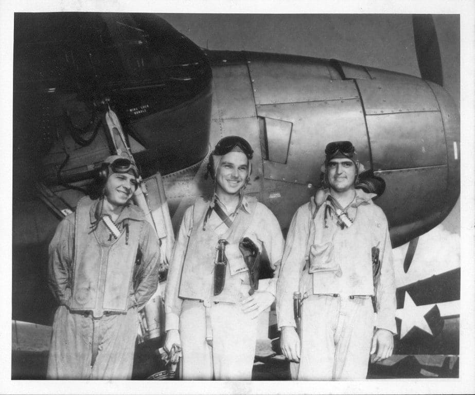 loyce edward deen with other pilots