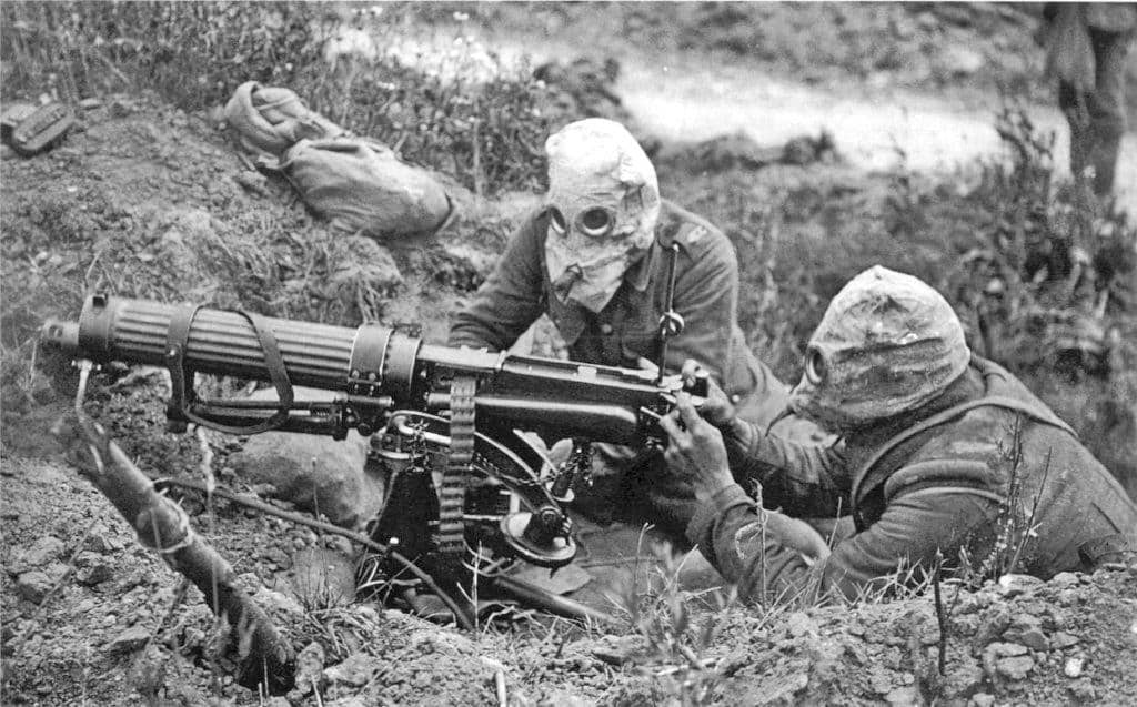 British soldiers fire the Vickers Machine gun during the Battle of the Somme. (Photo: United Kingdom)