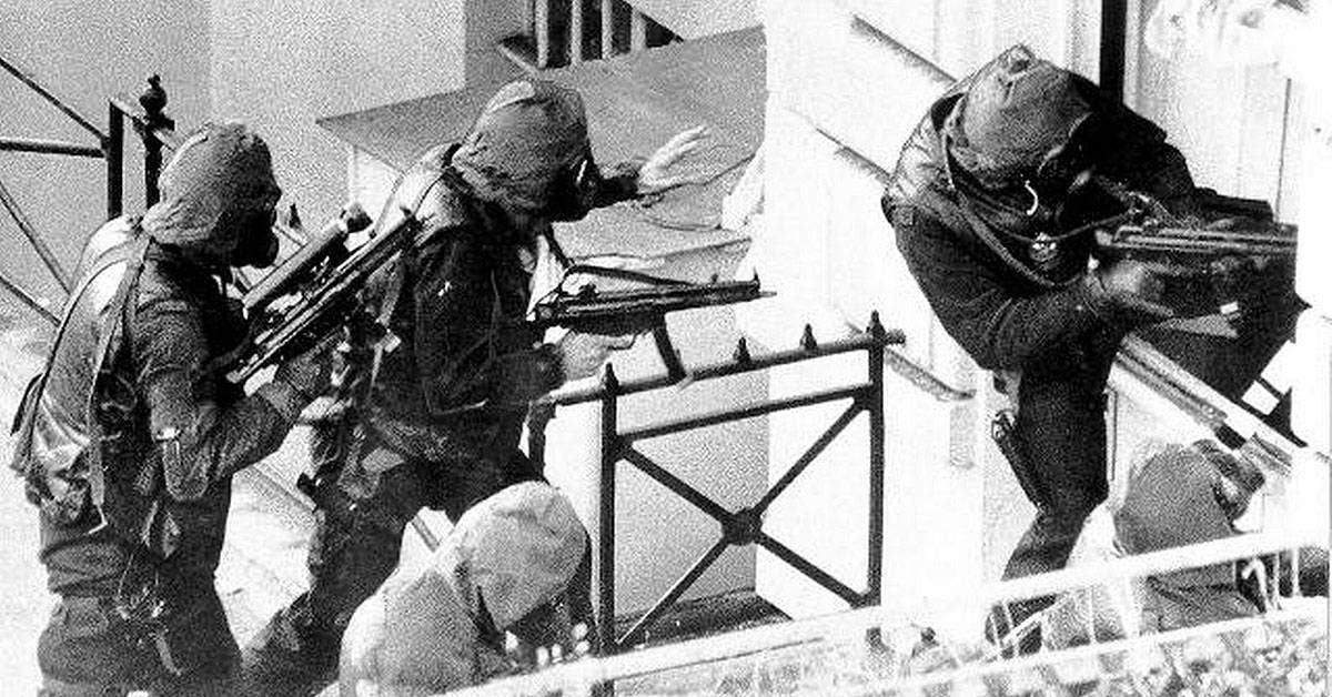 &#8216;6 Days&#8217; tells the story of a daring SAS raid to rescue hostages in London