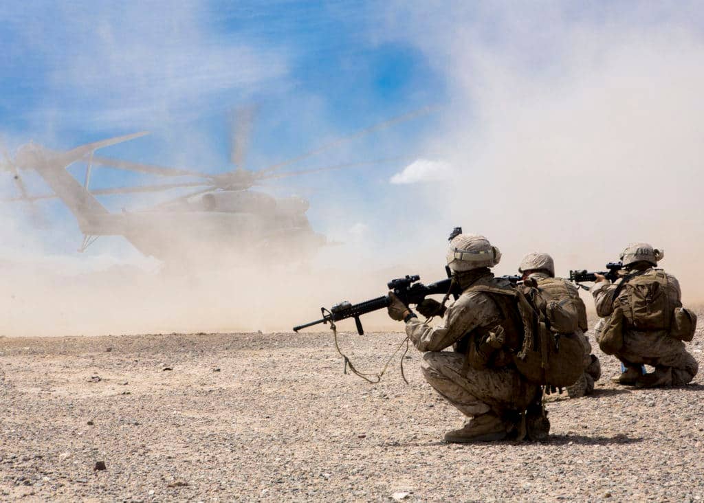 marines with helicopter