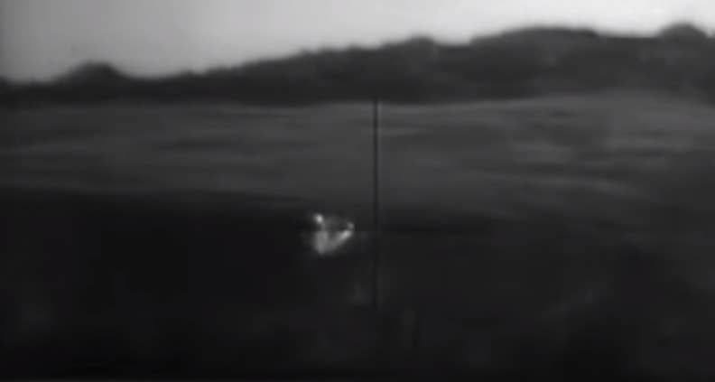 Gun-camera footage of an Argentinean Air Force A-4 Skyhawk being shot down by RAF Flight Lieutenant David Morgan. (Youtube Screenshot)