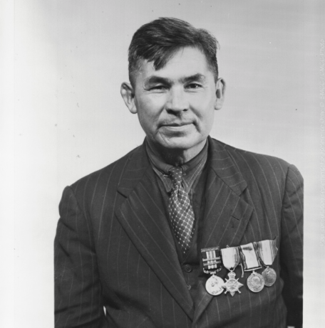 Francis Pegahmagabow in June 1945, (Canadian Museum of History/CBC/Screenshot)