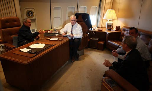 Pres. George W. Bush in the Presidential office aboard Air Force One in 2008 (Photo White House)