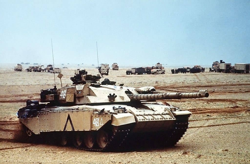 A Challenger 1 tank during Desert Storm. (Wikimedia Commons)