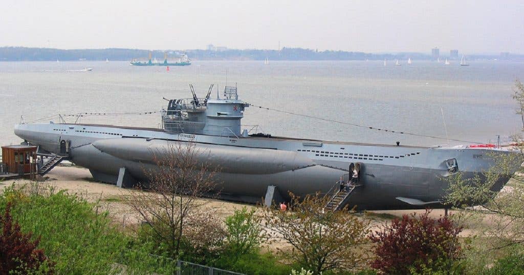 u-995 u-boat ace