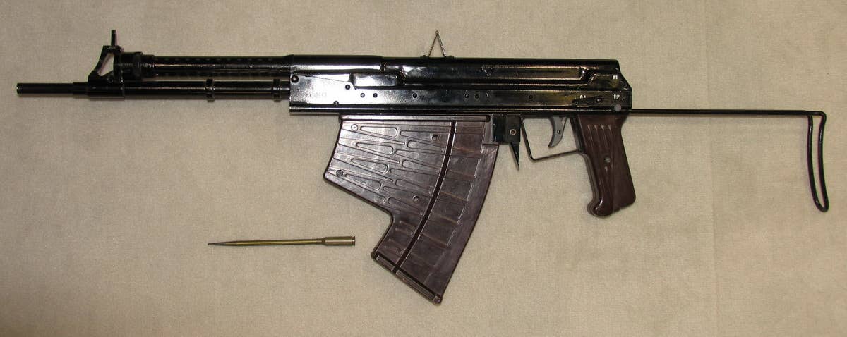 The APS Underwater Assault Rifle. Photo from Wikimedia Commons user REMOV.