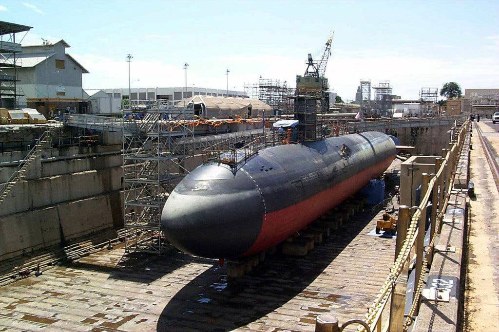 USS Greeneville (SSN 772) in dry dock after her collision with the Japanese fishery training ship Ehime Maru. (US Navy photo)