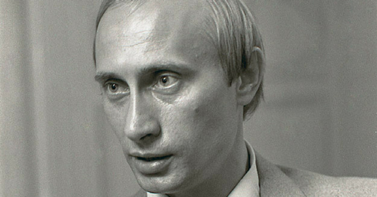 This is what Vladimir Putin looked like when he was a KGB spy