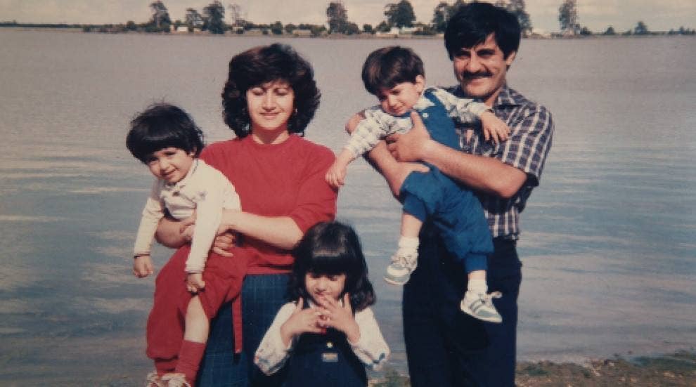 Amir Hekmati with his siblings and parents several years after his parents resettled into the United States. (Image Facebook)