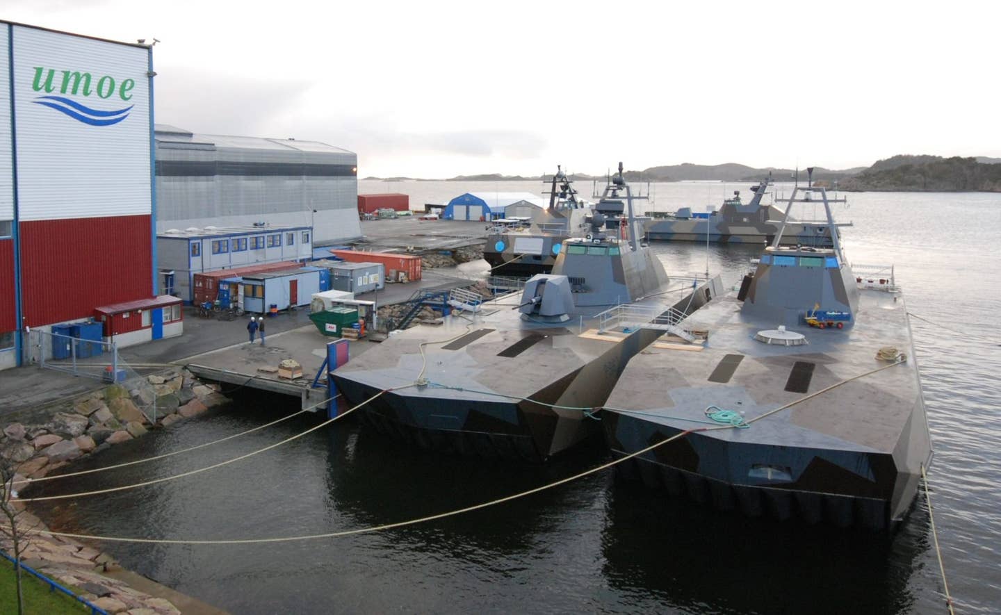 Four Skjold-class missile boats in the harbor. (Image from Wikimedia Commons)