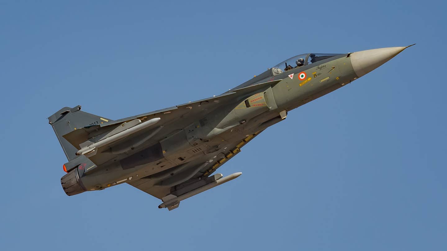 A HAL Tejas flies overhead. (Image from Wikimedia Commons)