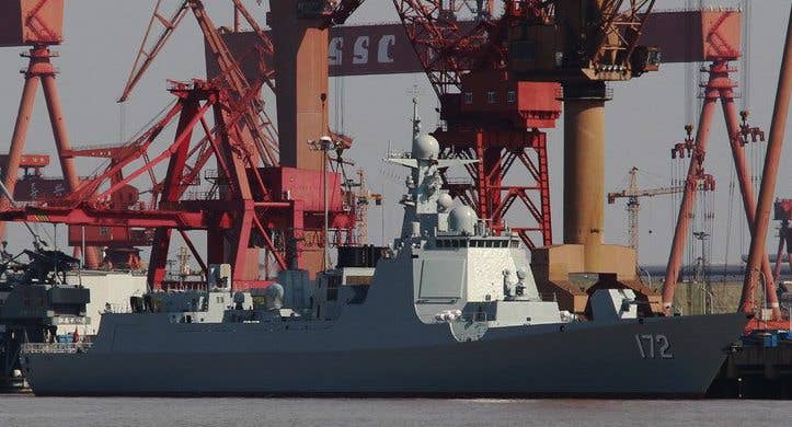 The lead Luyang III-class destroyer, CNS Kunming, dockside. (Wikimedia Commons photo by Haiphong Pioneer)