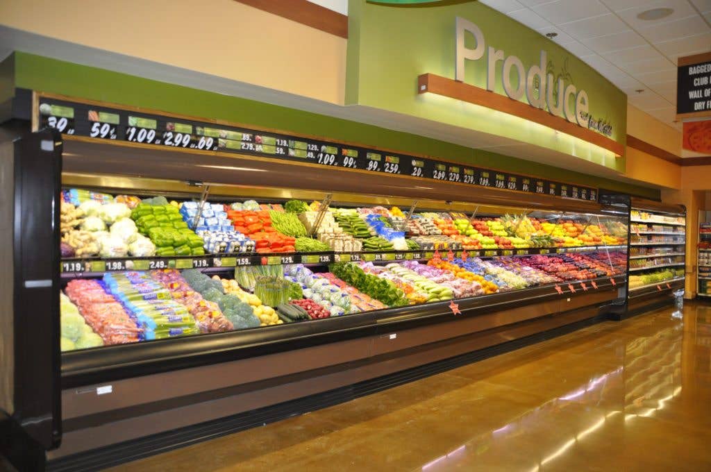 A front view of the Bridgeport Commissary's produce section. (DeCA photo by Nancy O'Nell)