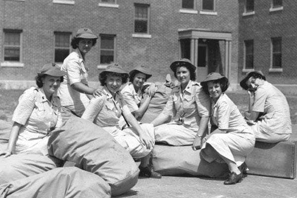 Seven members of the Marine Corps Women's Reserve at Camp Lejeune. (U.S. Marine Corps photo)