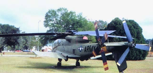 From behind, you can see the push-rotor that gave the Cheyenne its impressive performance. (US Army)