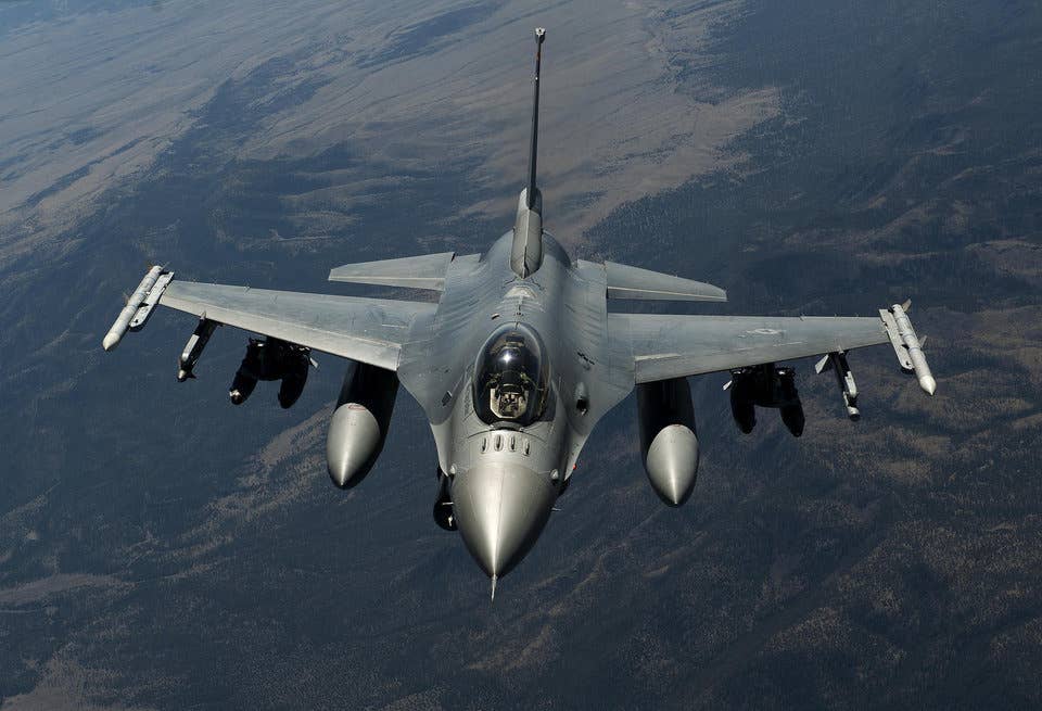 An F-16 Fighting Falcon from the Arizona Air National Guard's 162nd Wing, April 8, 2015.