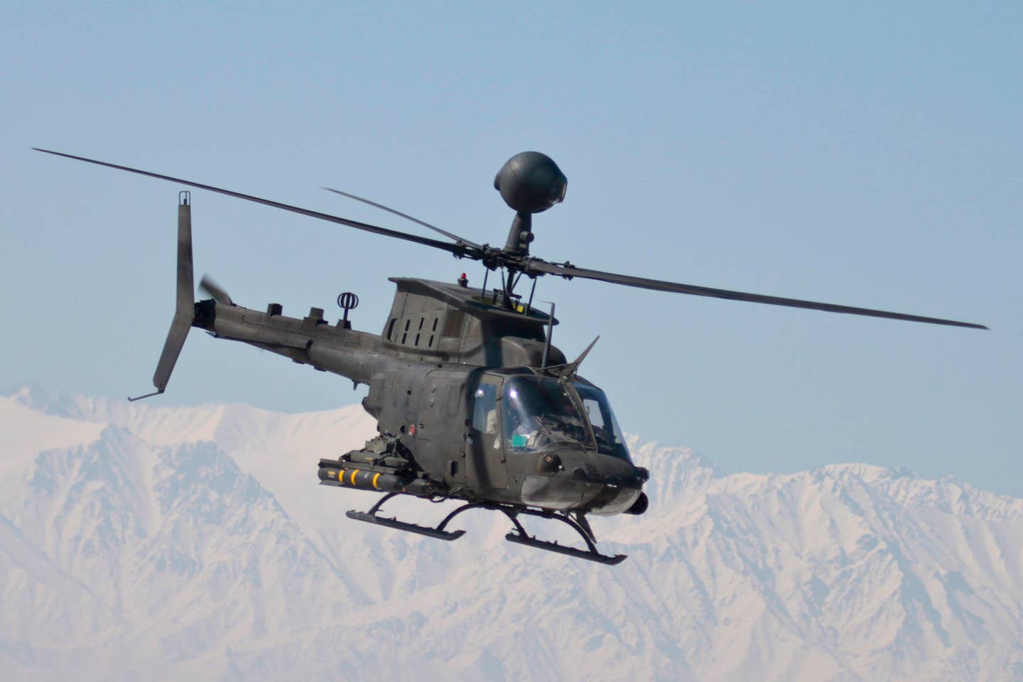 A U.S. Army OH-58 Kiowa light attack helicopter.