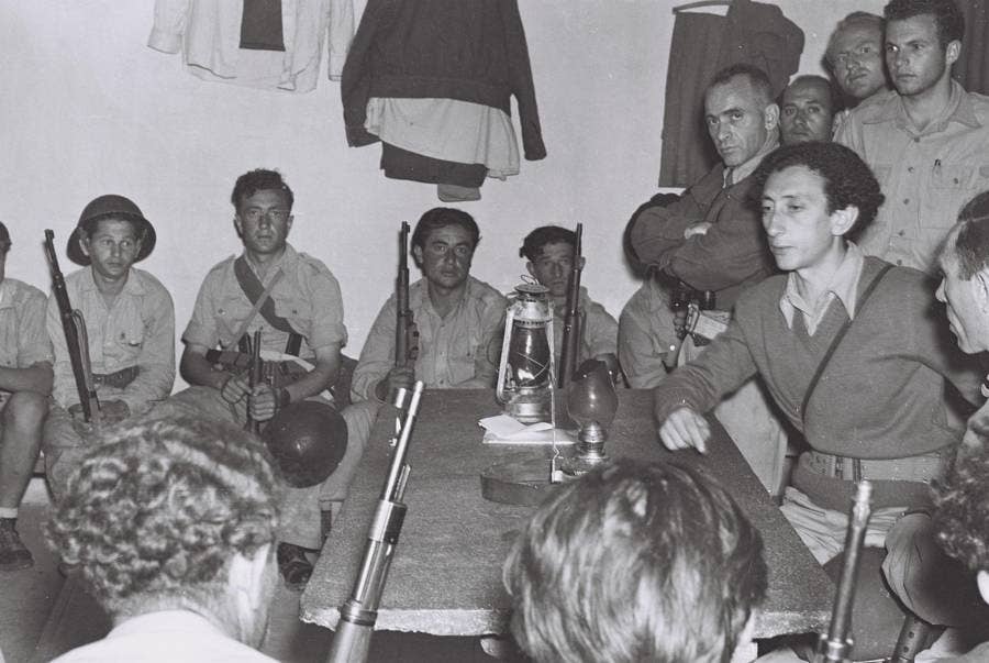 Some of the leaders of the Nakmim movement would later lead brigades in Israel's 1948 Independence War.