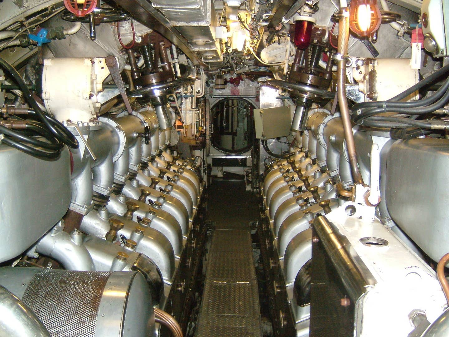 The diesel engines of the former HMS Ocelot, an English submarine decommissioned in 1991. The diesel engines charged batteries that were used for undersea operations.<br>(ClemRutter, CC BY-SA 2.5)