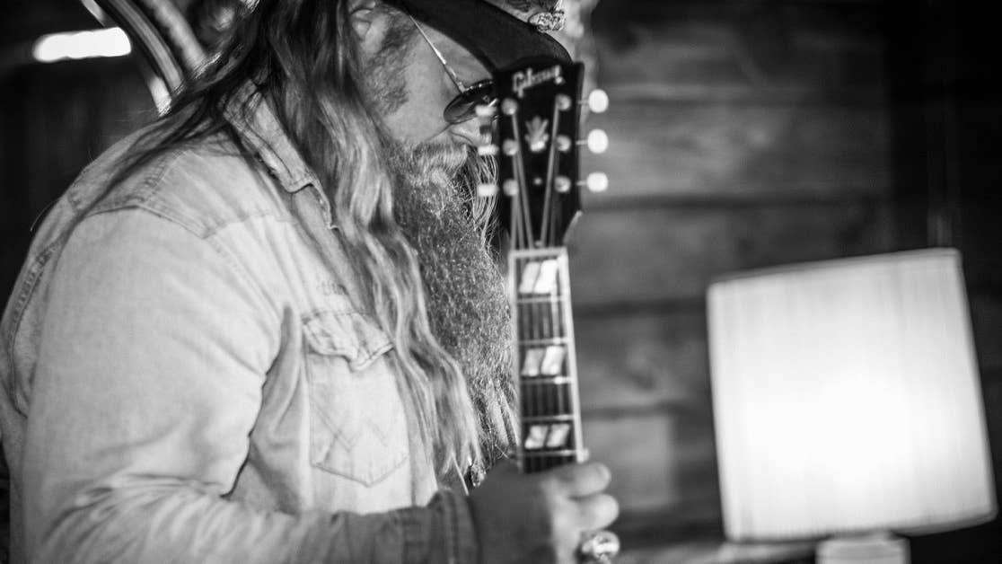 This Marine veteran is a rising star in the outlaw country scene