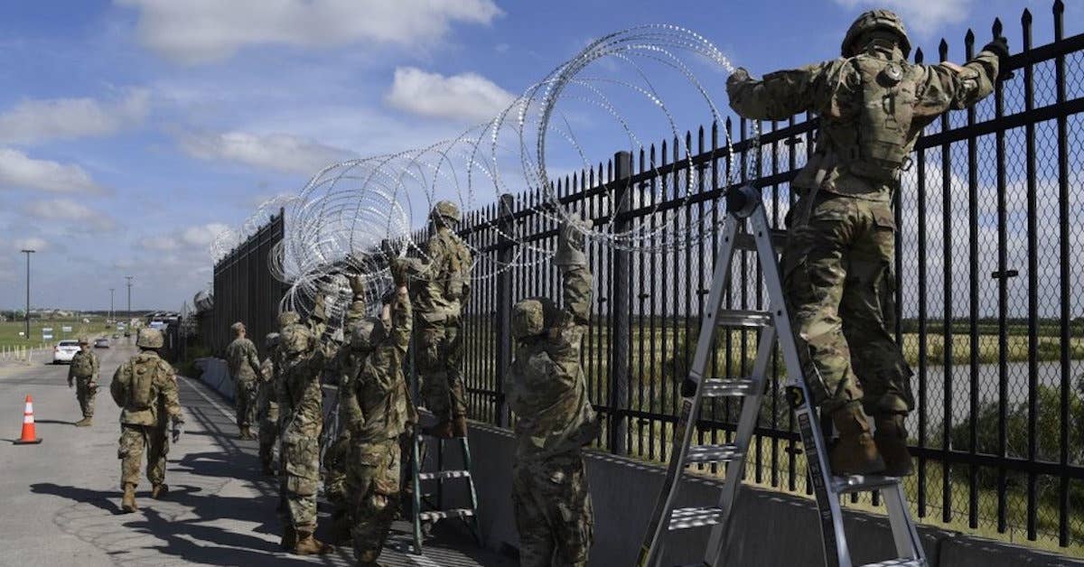 Shanahan extends US deployment to Mexican border