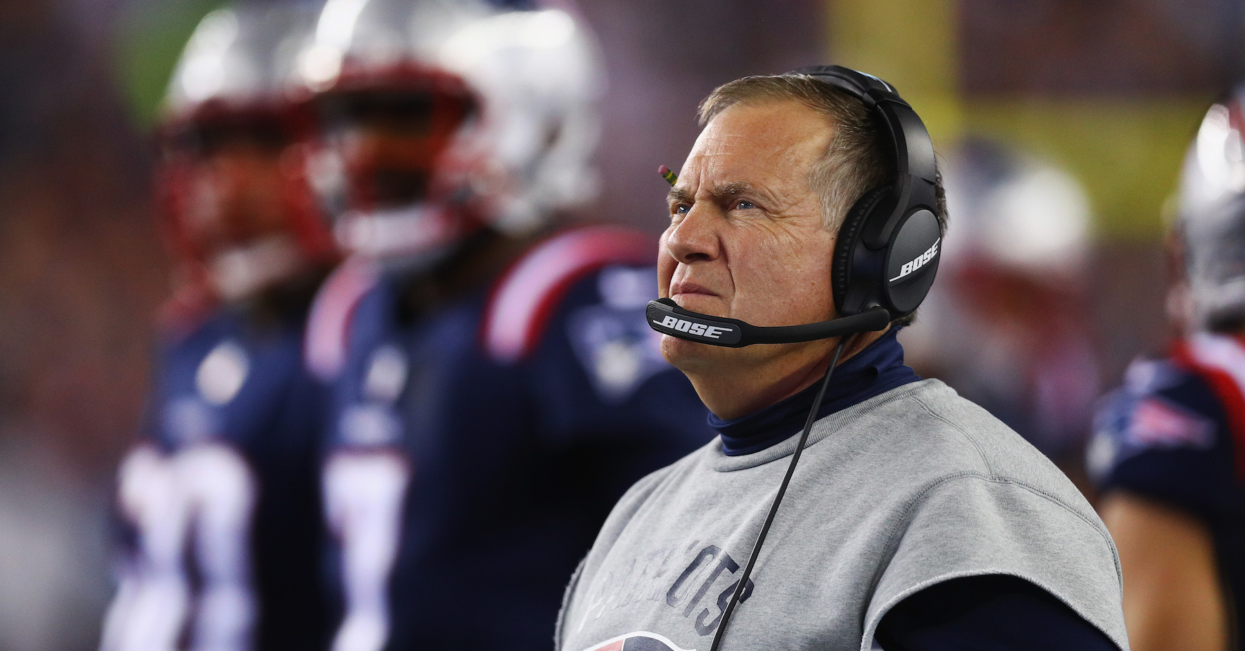 Bill Belichick adds personal touch for 'Salute to Service