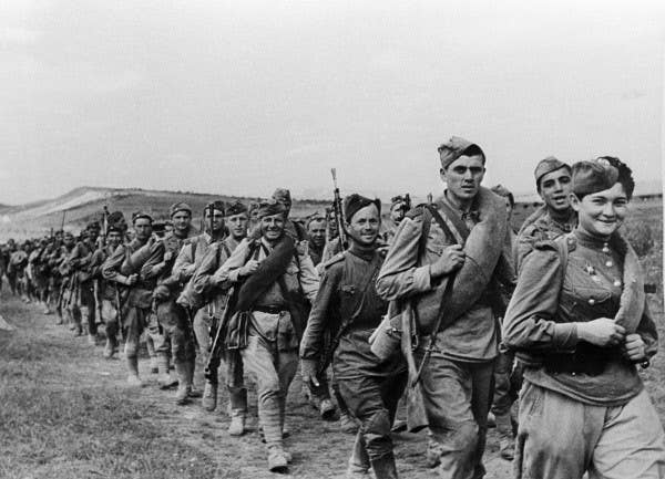 Soviet troops in 1943