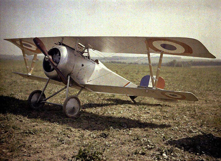 Some Nieuport planes had a tendency to break apart when pilots pulled them out of a steep dive.<br>(Nieuport, public domain)