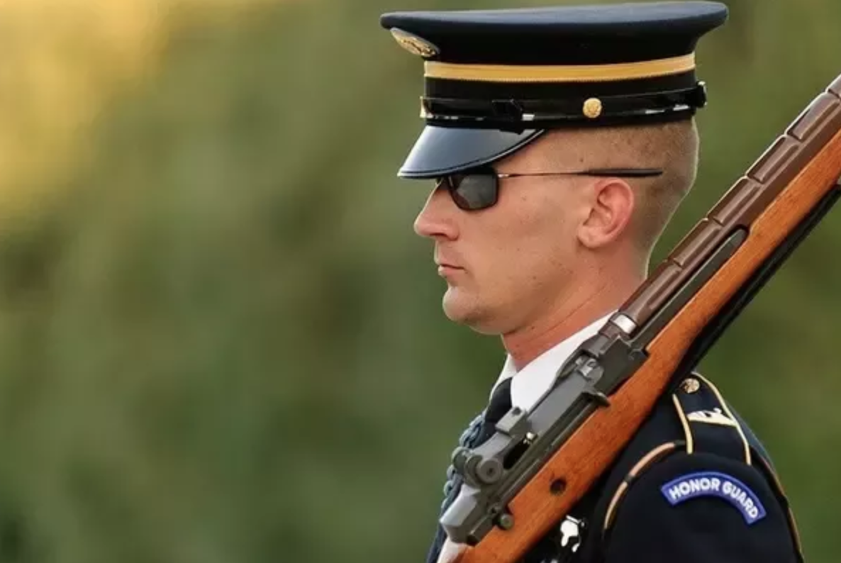 Tomb of the Unknown Soldier guard