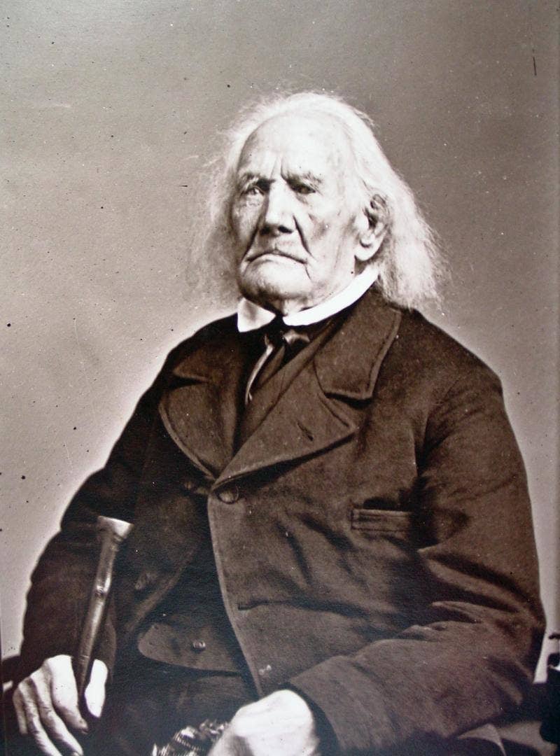 Samuel Downing was born on 30 November 1761 and died on 18 February 1867, aged 105.