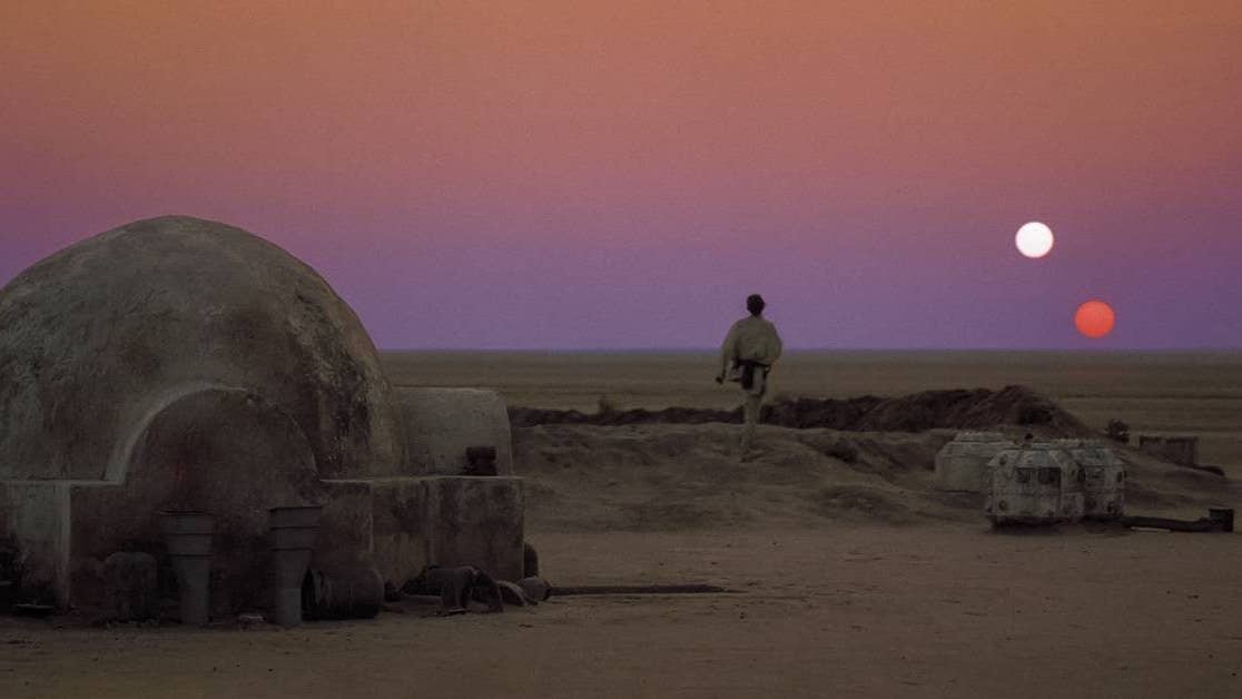 This newly discovered planet gives Tatooine a run for its money