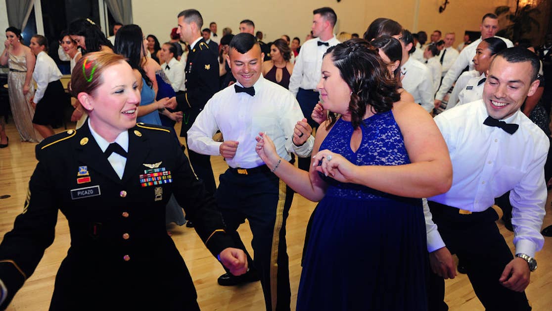 6 dumb things only military spouses do