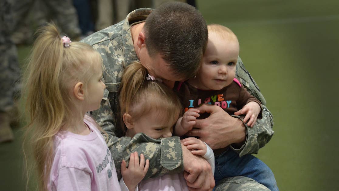 10 reasons to be thankful for military kids