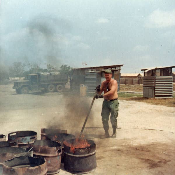 I didn't see this in Forrest Gump. (VietnamSoldier.com)