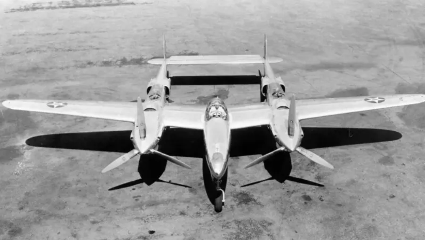 <em>XP-38 (San Diego Air and Space Museum)</em>