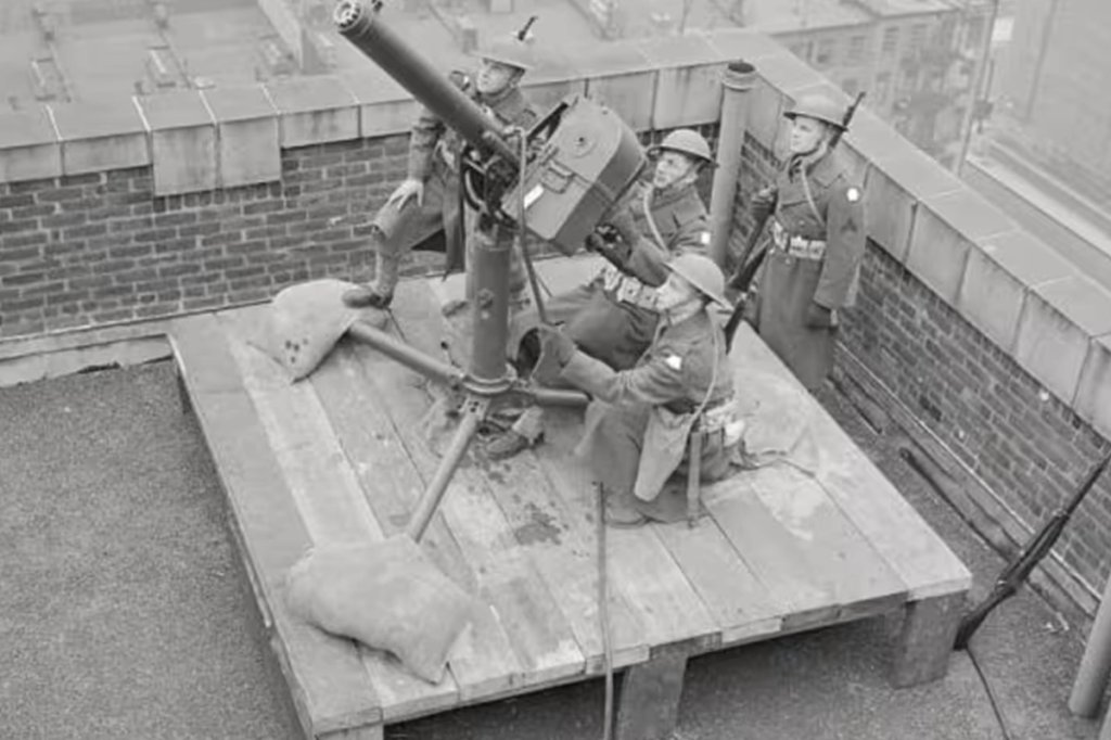 battle of los angeles anti aircraft NYC getty