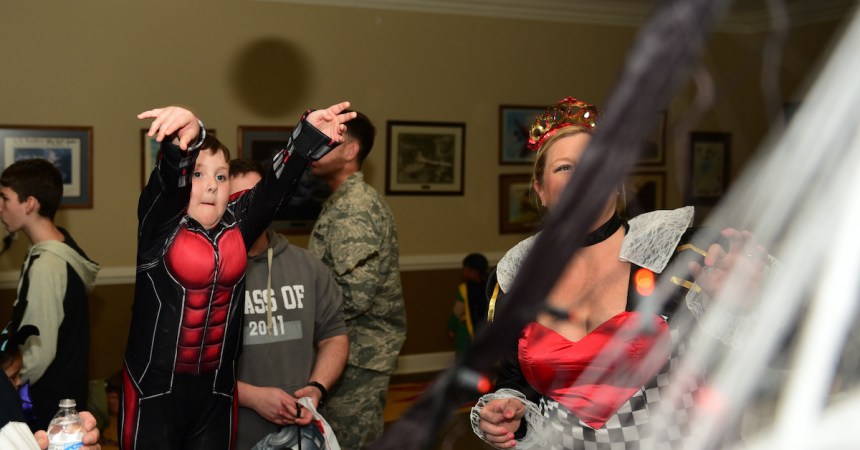 7 advantages “military brats” have in life