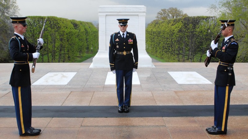 6 respectful facts about the Sentinels who guard Arlington’s Tomb of the Unknowns