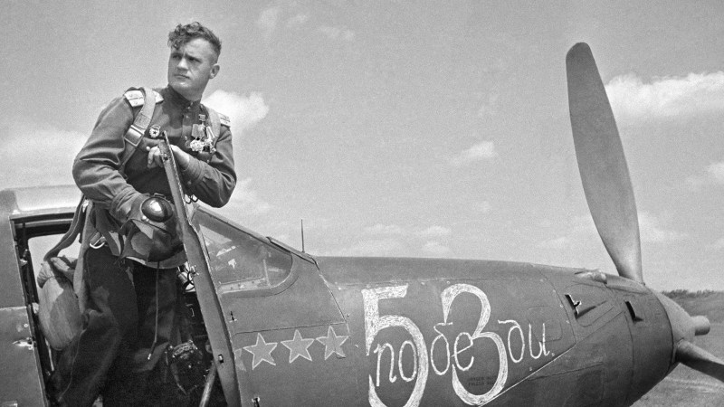 This top-secret bomber spied on Americans in Normandy