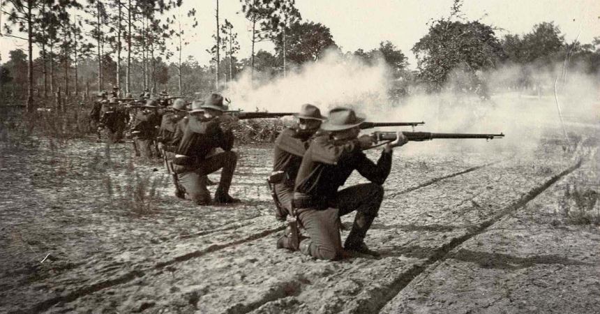 The Americans built a dynamite gun for the Spanish-American War