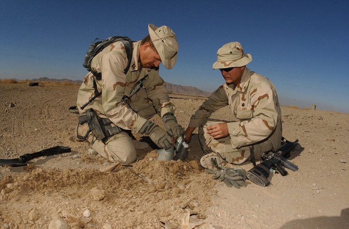 11 things a military buddy would do that a civilian BFF probably won’t