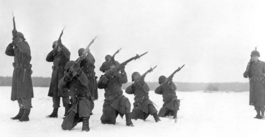 Rarely seen footage from the Battle of the Bulge