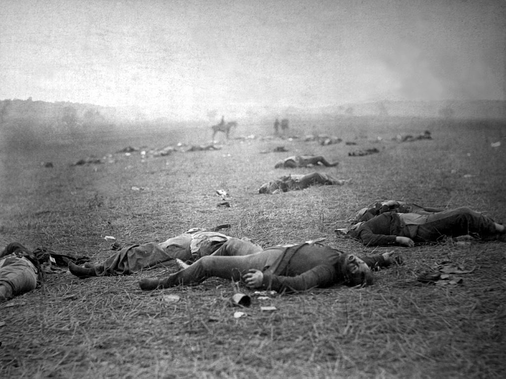 union dead from battle with confederates gettysburg