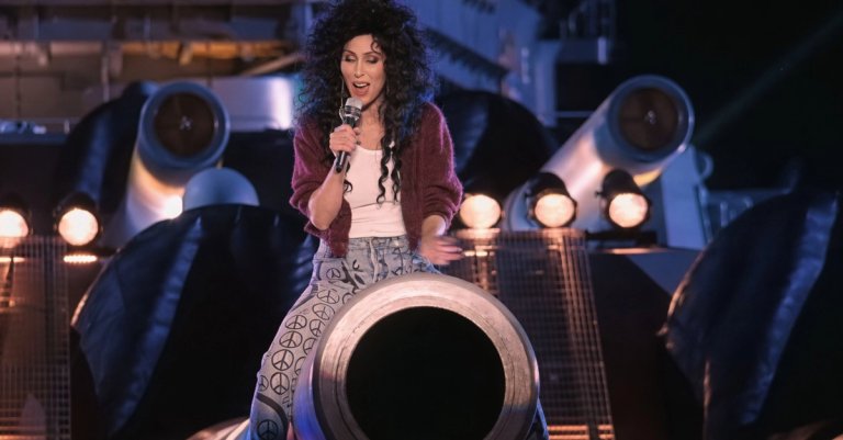 cher singing aboard uss missouri us navy