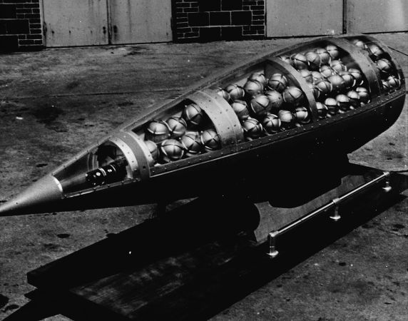 Unexploded German WWII bomb found in British port